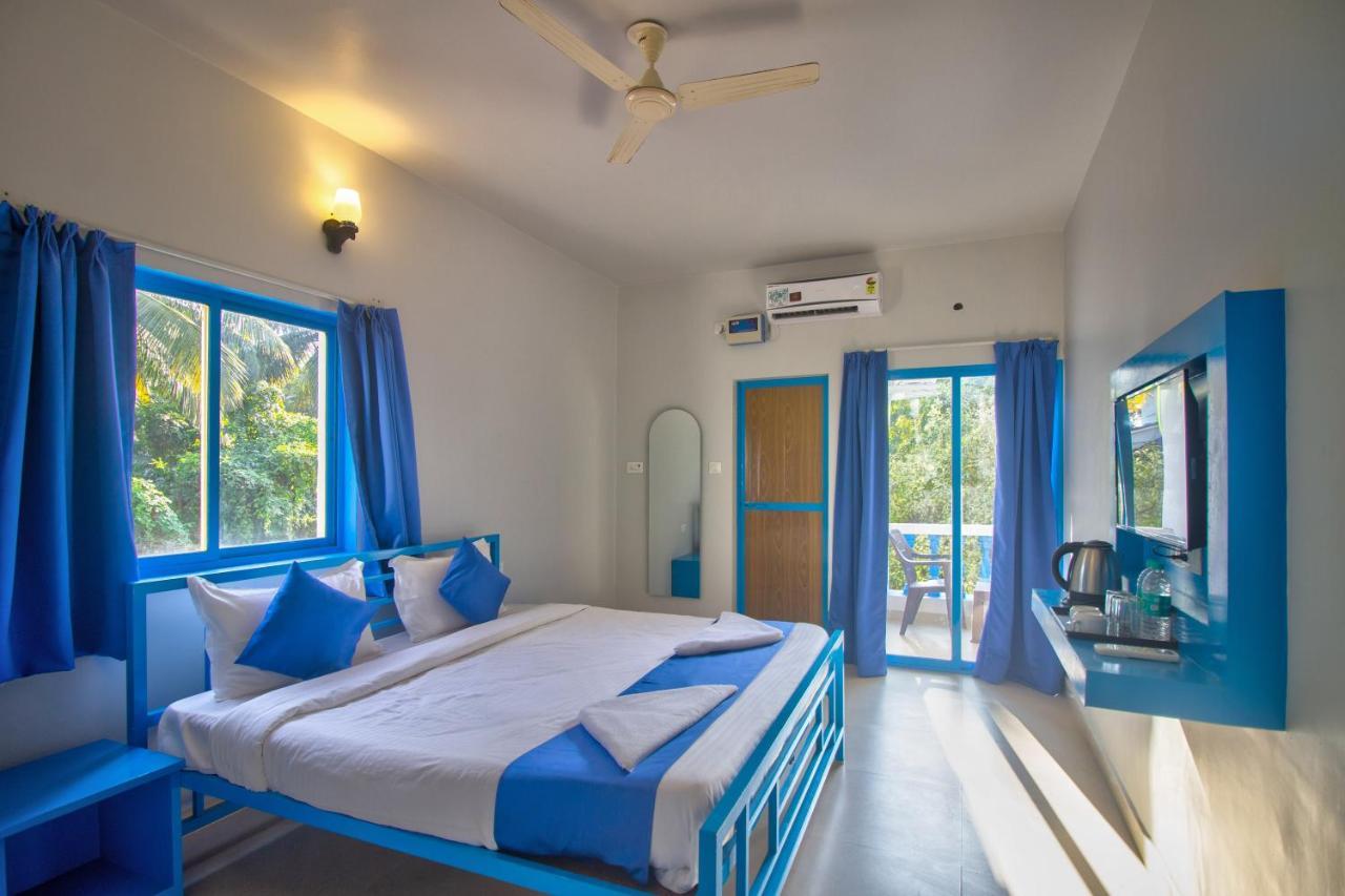Mandrem Retreat Beach Resort Олд-Гоа Екстер'єр фото