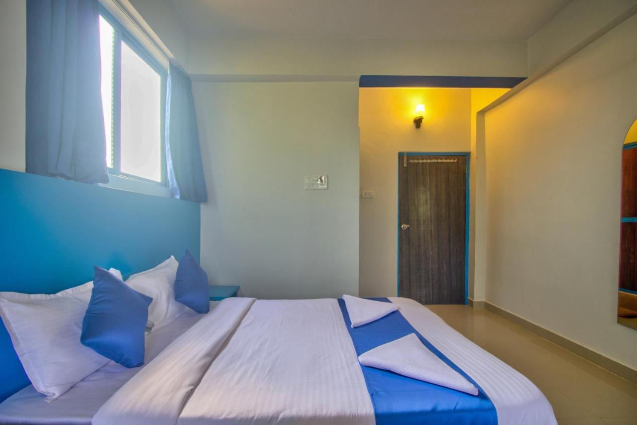 Mandrem Retreat Beach Resort Олд-Гоа Екстер'єр фото