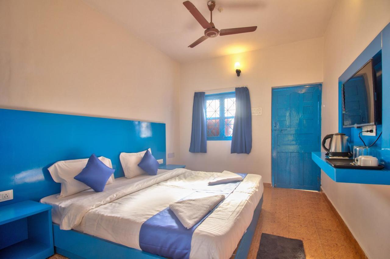 Mandrem Retreat Beach Resort Олд-Гоа Екстер'єр фото